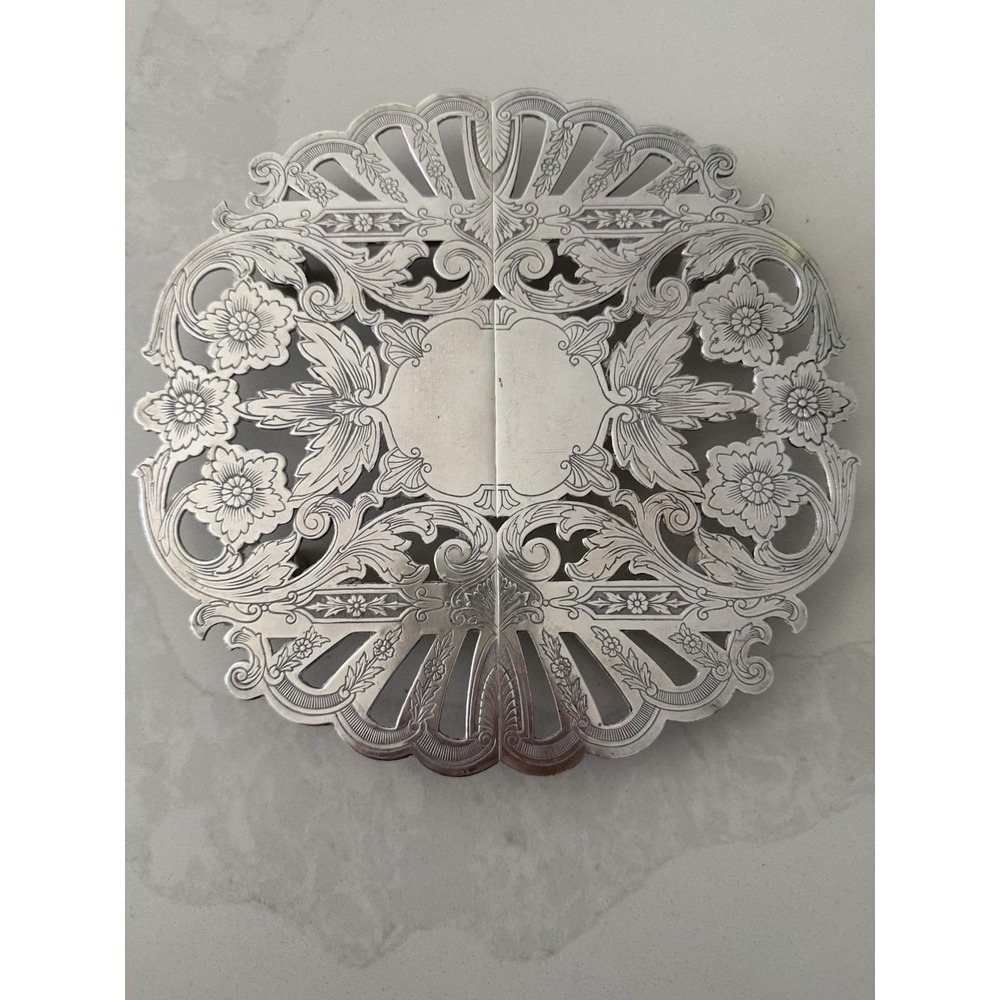 Wallace Silver Plate 7332 EPC Trivet Floral Pierced Hot Plate Footed 8.5" Round